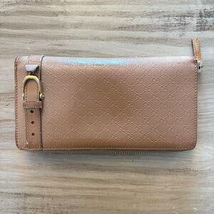 Gucci Guccissima Patent Leather Zip Around Wallet Clutch Nude